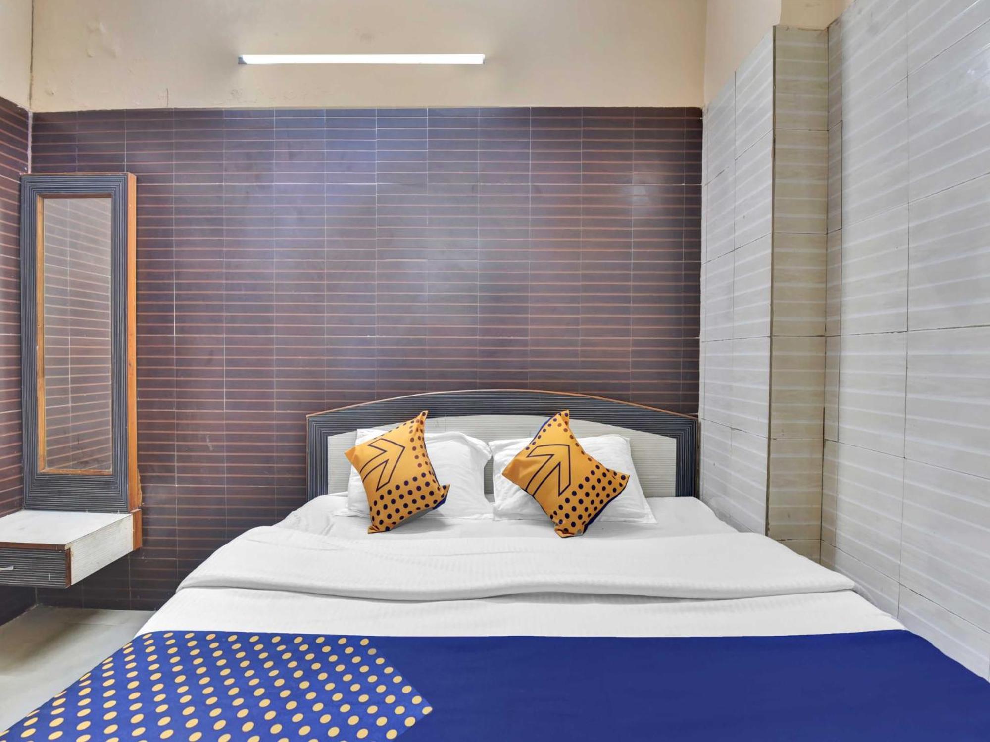Oyo 85212 Hotel Vaibhav 아지메르 외부 사진