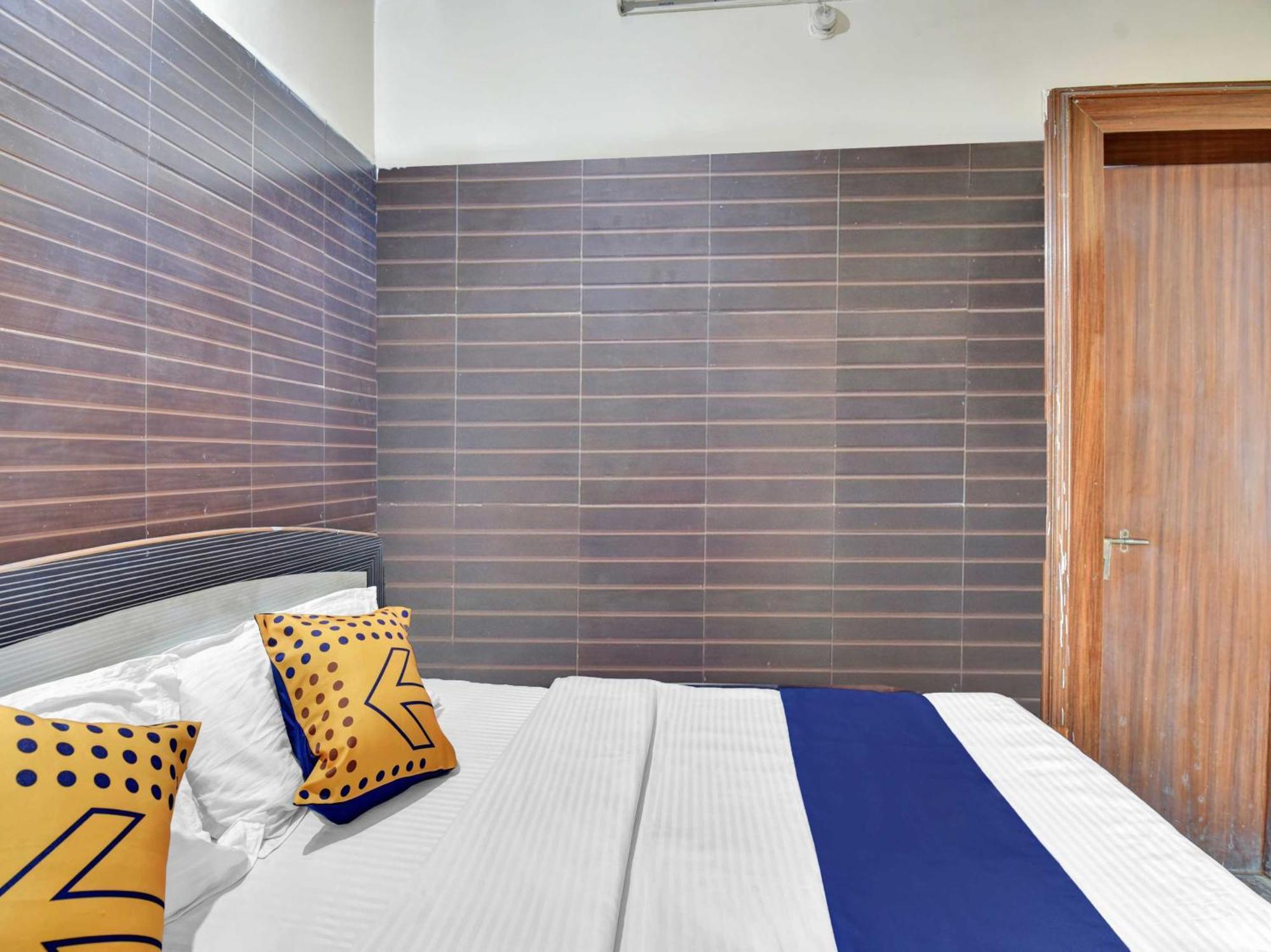 Oyo 85212 Hotel Vaibhav 아지메르 외부 사진